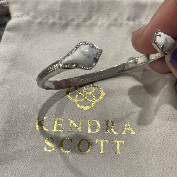 Kendra Scott Silver & Howlite Liana Cuff Bracelet - Picture 2 of 4